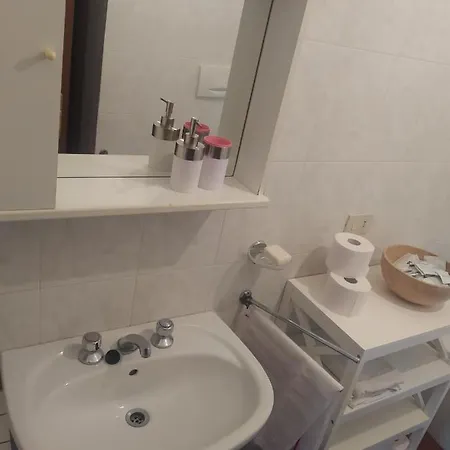 Centralizzato, A Due Passi Dal Mare.